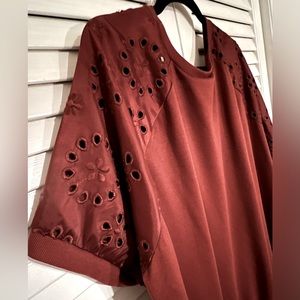 Torrid 4X Short Sleeved Sweater Embroidered Cutout Puff Sleeve